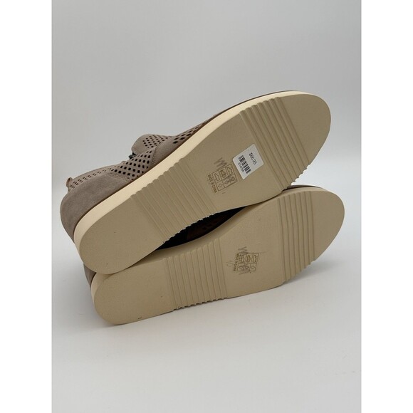 New MI.IM "The Lamber" Sand Suede Perforated Double-Zip Wedge Booties Size 10 - Picture 6 of 9